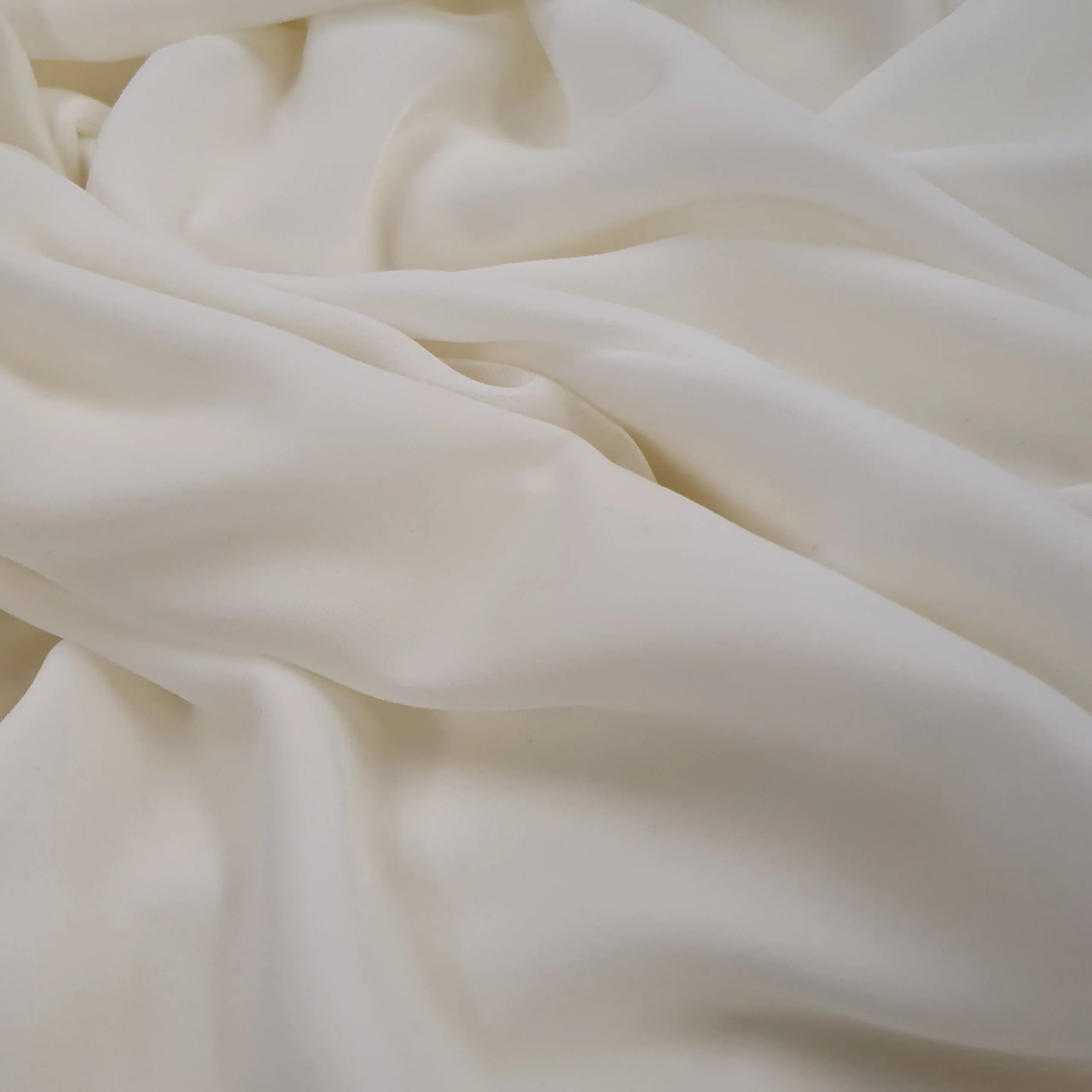 Deluxe pile 'Silk like' Cupro Blend Velvet - Image 5