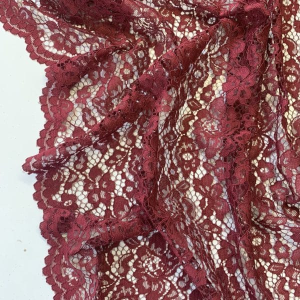Simple soft runner lace - Image 2