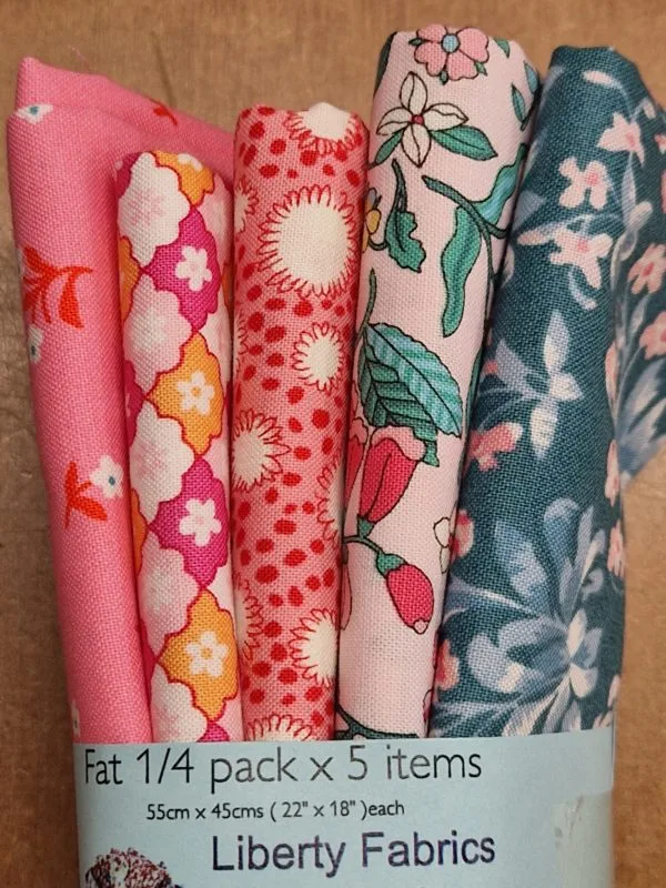 Liberty Cottons Fat Quarter bundles x 5pieces - ON SALE! - Image 4