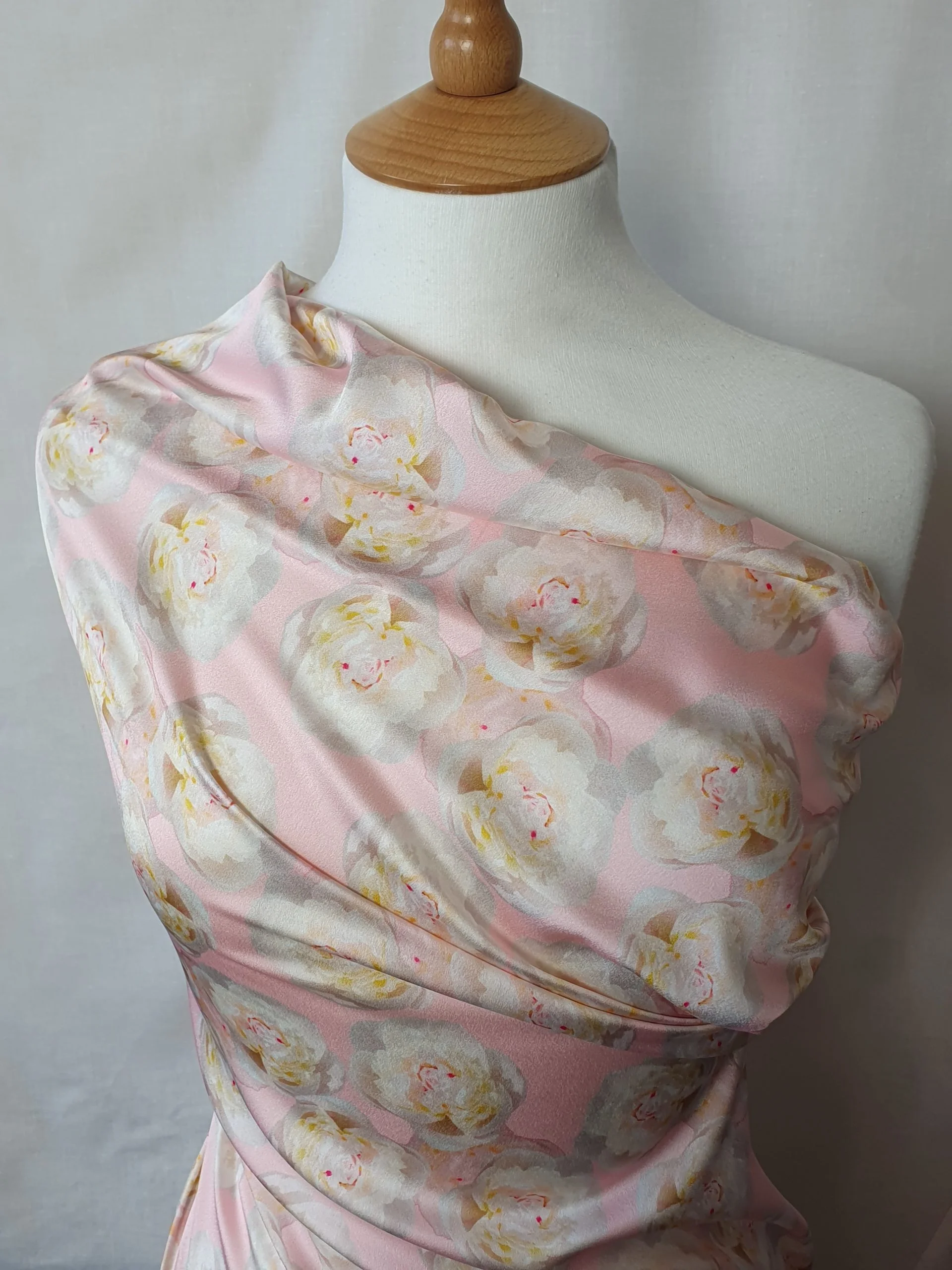 Digital printed luxury charmeuse satin - Image 8