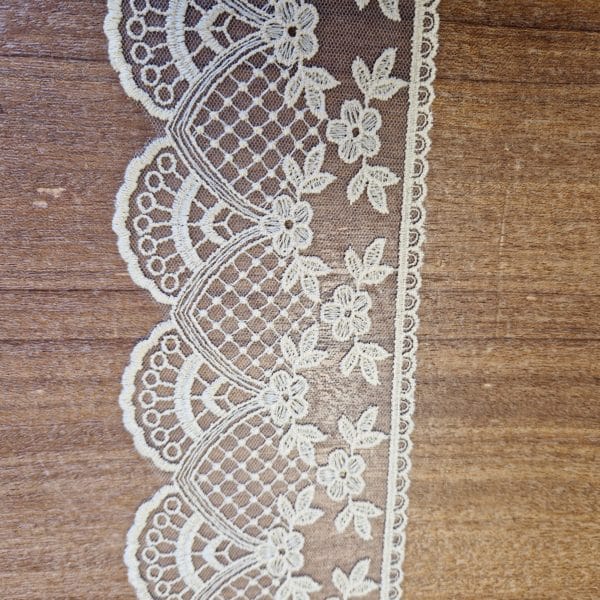 Vintage style Bridal Lace trim