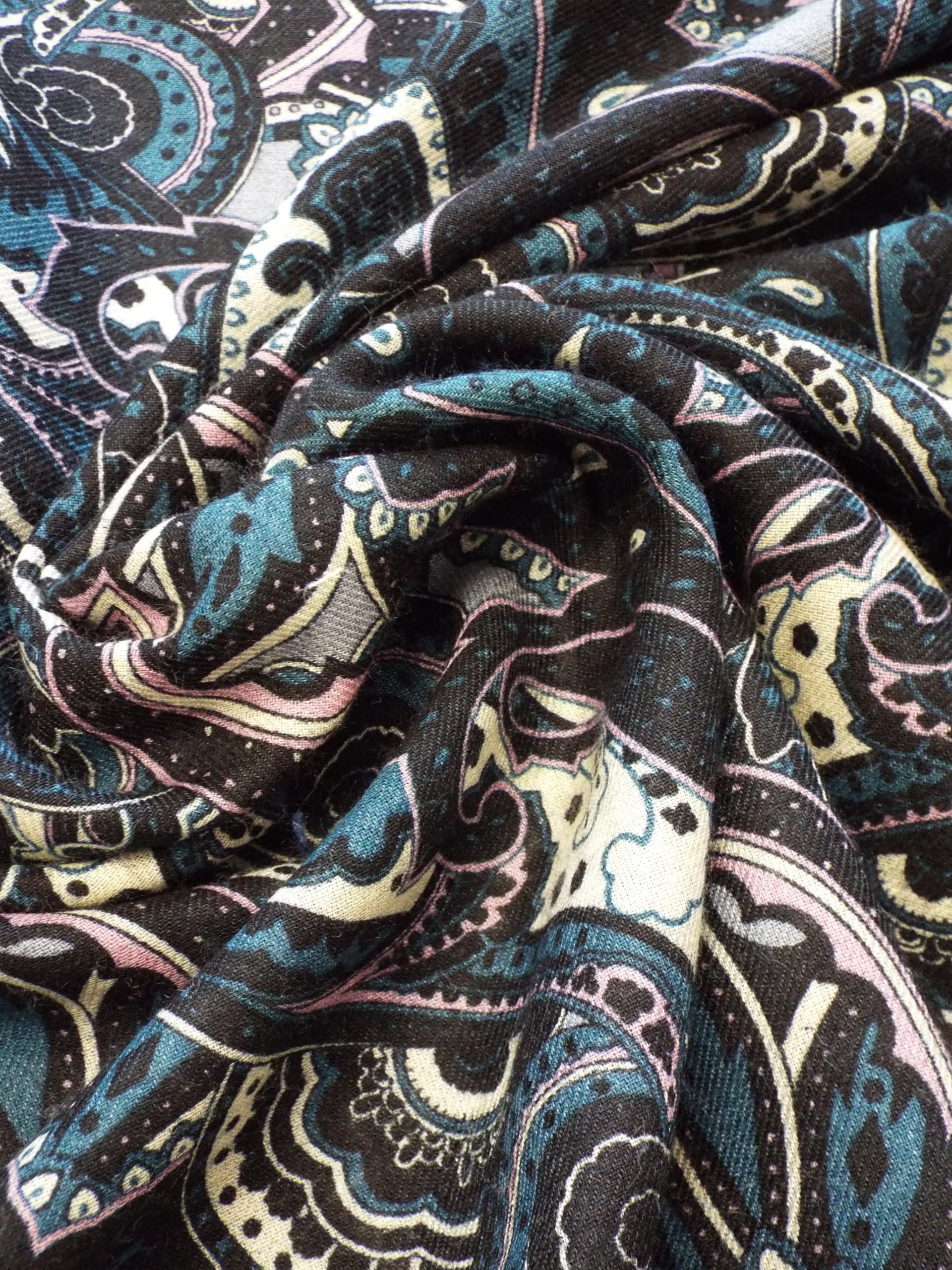 Viscose Twill 'Wool Touch' Paisley