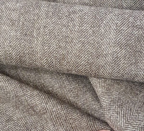 ' Arran ' 100% Wool Textured Harris style Herringbone Tweed - Image 3
