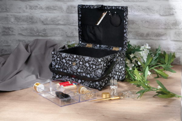 Sewing Box: (M): Hemline Gold Notions Print - Image 3