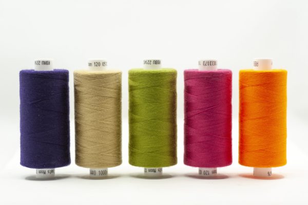 1000yds 120's standard Moon Thread from Coats