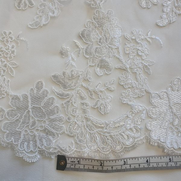 Large floral embroidered and corded lace - Image 9