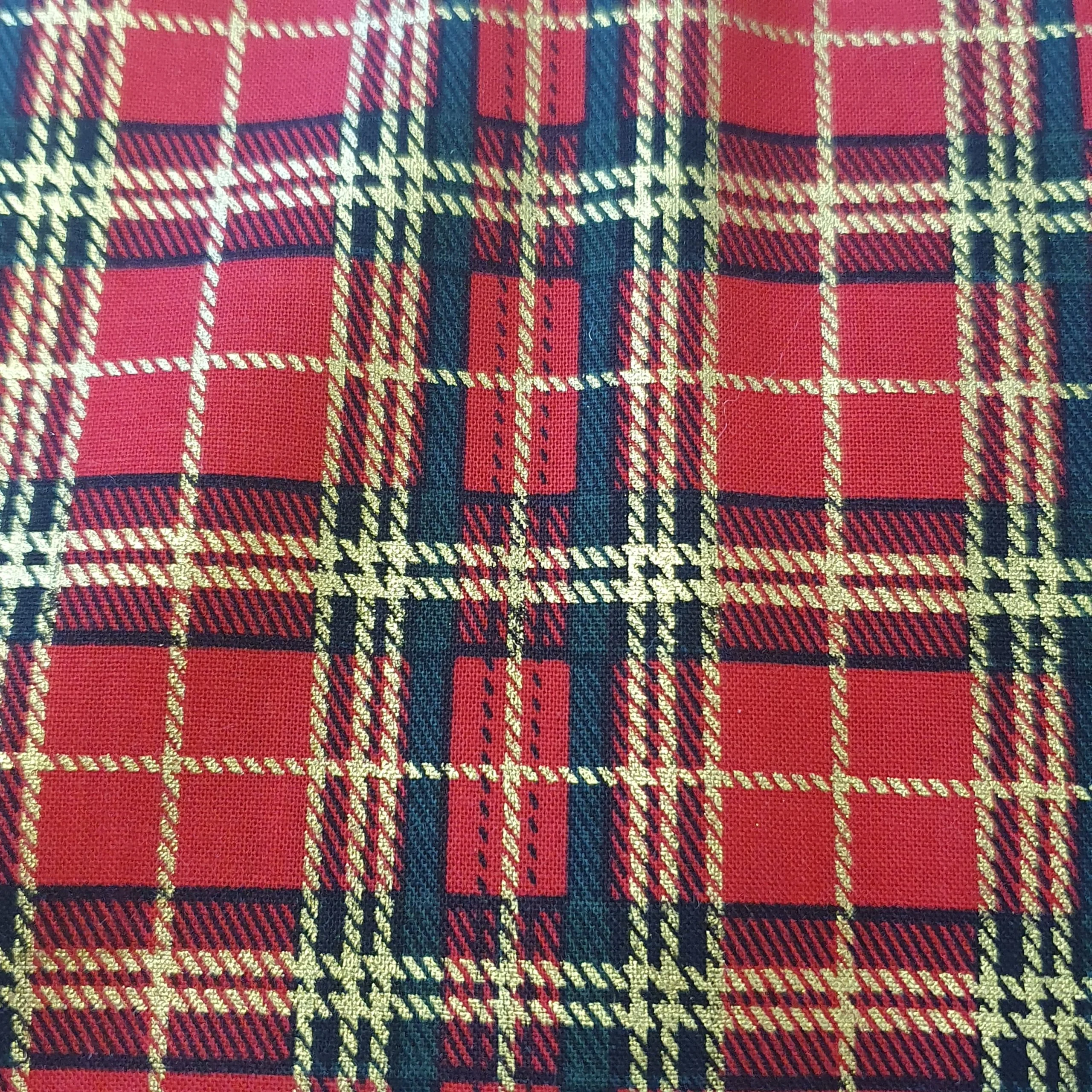 Tartan Check Christmas Cotton, sold per 1/2mtr