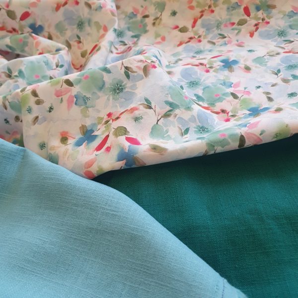 Superior Cotton 'London Lawn' soft floral print 'Eucalyptus' - Image 2