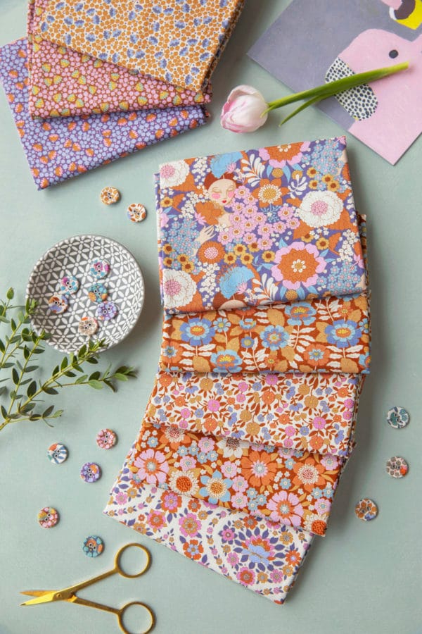 Wallflower by Tilda | Fat Quarters | Caramel | Bundle of 5 - Image 2