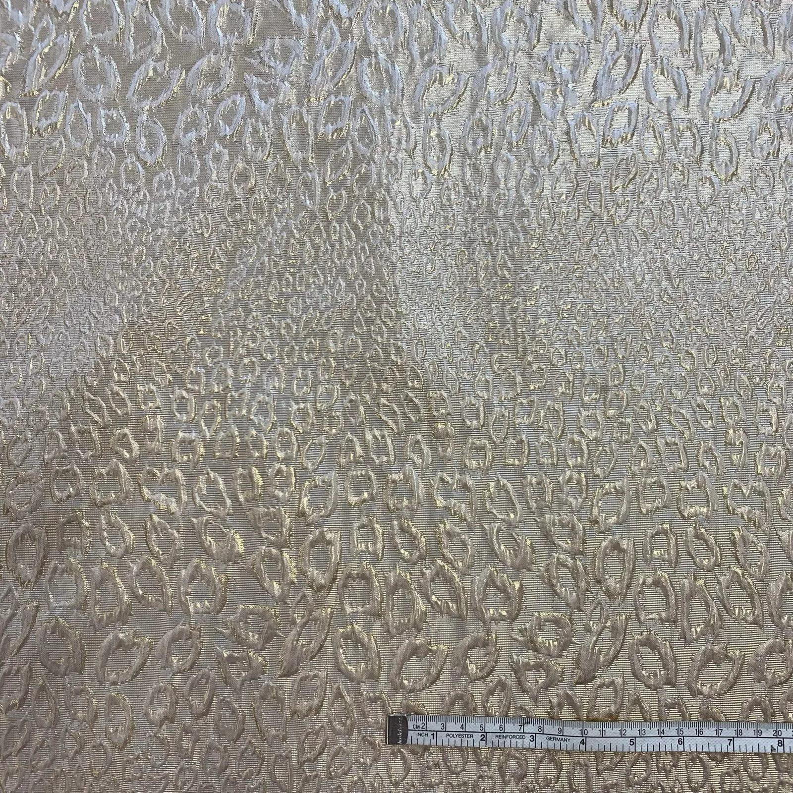 Luxurious Jacquard Lurex Cloque - Image 3