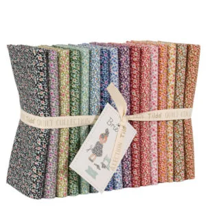 Tilda Fat Quarter Bundle | Brie | 16 pieces